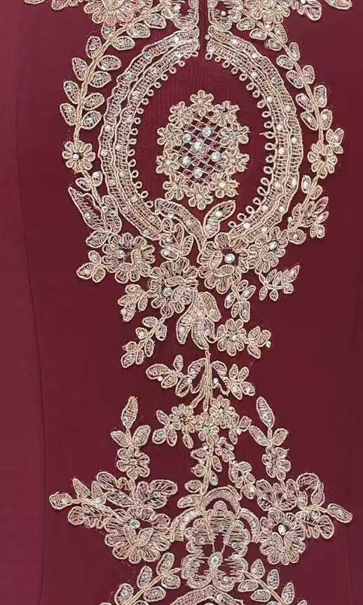 Short-sleeve delicate laced designed party gown perfect for any formal event